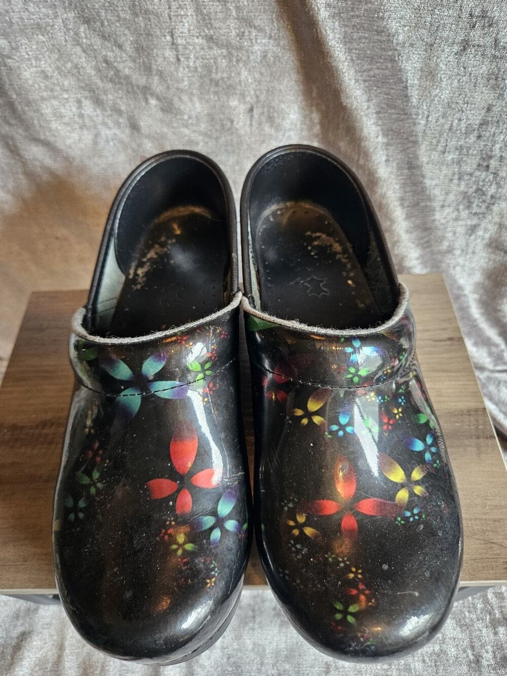 Dansko Professional Women’s Leather Slip-On Clogs Black Floral EU 37